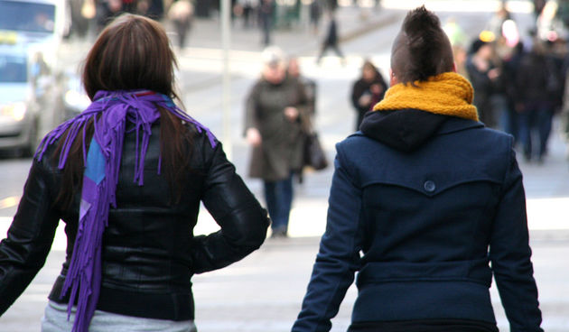 Žene Stochkolma i Helsinkija