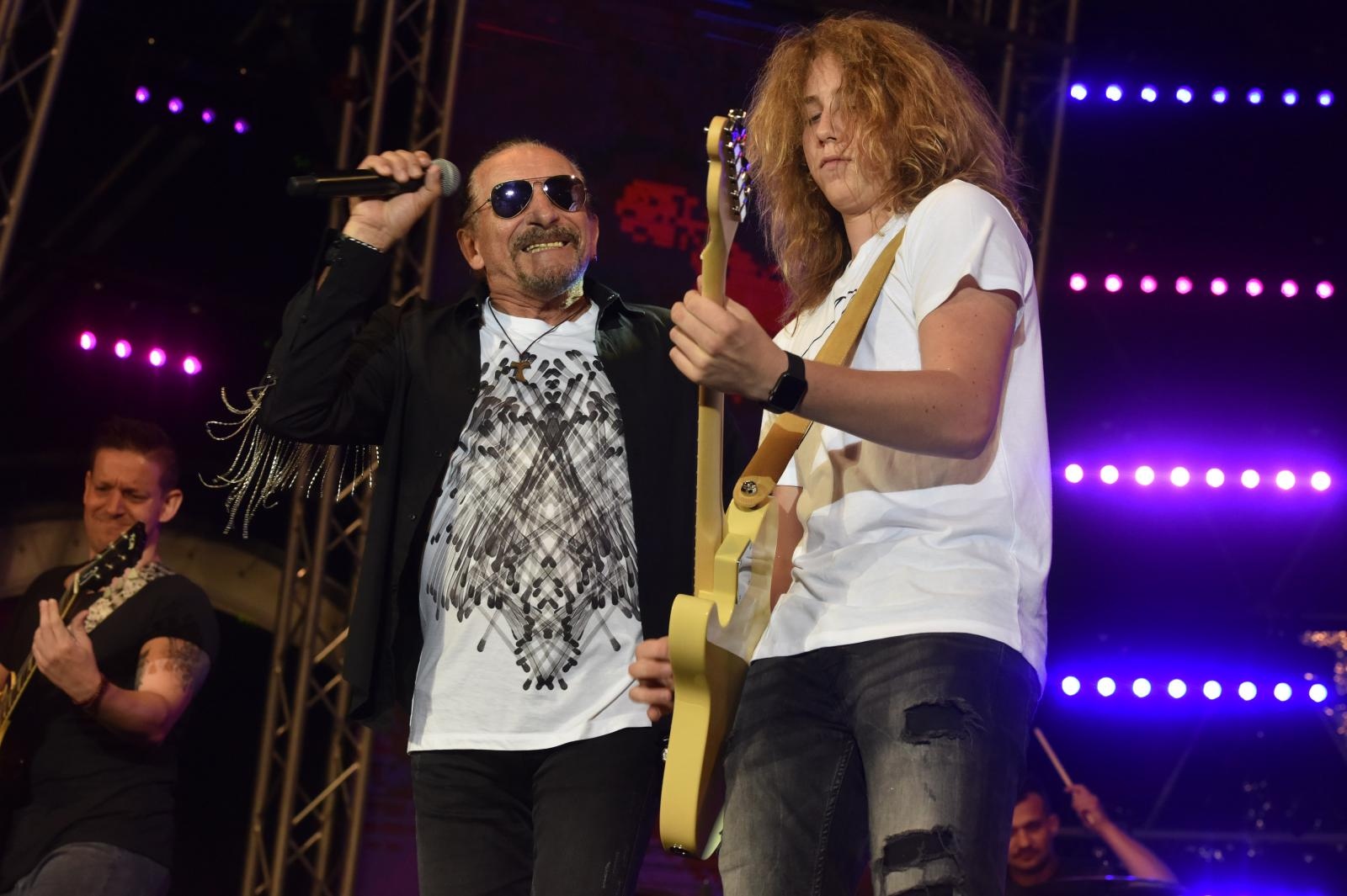 Brojni izvođači nastupili na drugoj večeri CMC Festivala 2018. u Vodicama Brojni izvođači nastupili na drugoj večeri CMC Festivala 2018. u Vodicama