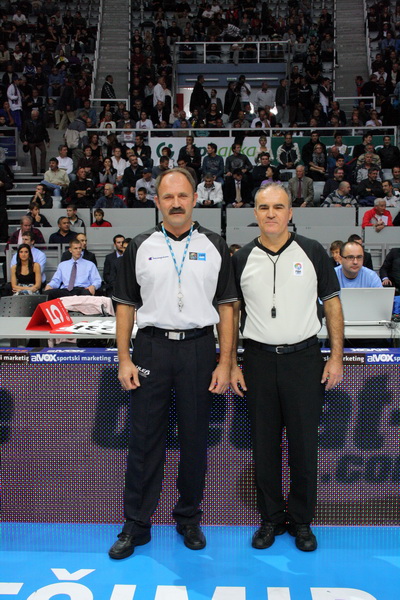 KK Zadar – Real Madrid, umirovljenje dresova 10 (Giuseppe Giergia) i 11 (Kresimir Cosic), Foto; Mladen Malik KK Zadar – Real Madrid, umirovljenje dresova 10 (Giuseppe Giergia) i 11 (Kresimir Cosic), Foto; Mladen Malik