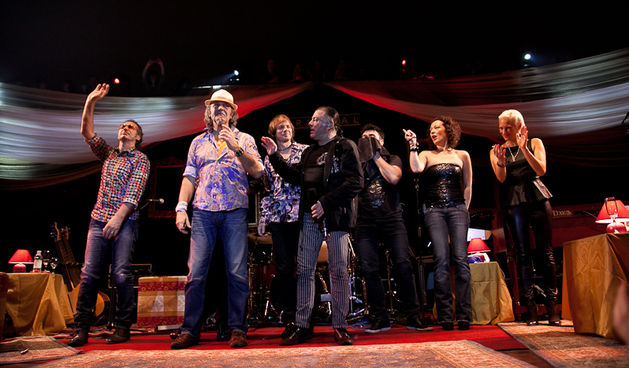 Parni Valjak Unplugged u Arsenalu, foto: Darko Belančić