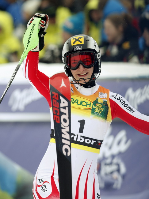 Maribor, Slovenija, 170110.
Audi FIS Ski World Cup.
46. Zlatna lisica. Slaolm.
Na fotografiji: slavlje pobjednice Kathrin Zettel.
Foto: Ronald Gorsic / CROPIX