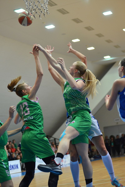 Polufinale doigravanja za prvakinje Hrvatske: ŽKK Zadar – ŽKK Trešnjevka 73-70 Polufinale doigravanja za prvakinje Hrvatske: ŽKK Zadar – ŽKK Trešnjevka 73-70