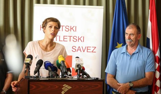 Svecani docek Blanke Vlasic u Zracnoj luci Zagreb nakon osvajanja srebrne medalje na Svjetskom prvenstvu u Pekingu. Photo: Petar Glebov/PIXSELL