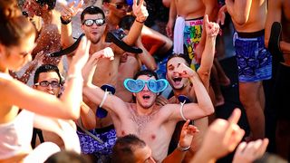 12.08. Aquarius klub, after beach party, foto: Goran Telak 12.08. Aquarius klub, after beach party, foto: Goran Telak