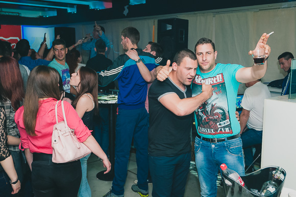 Zadarska večer s Ivicom Sikirićem Ićom u Hitch baru, 8.5.2015. (Foto: Ivan Toman) Zadarska večer s Ivicom Sikirićem Ićom u Hitch baru, 8.5.2015. (Foto: Ivan Toman)