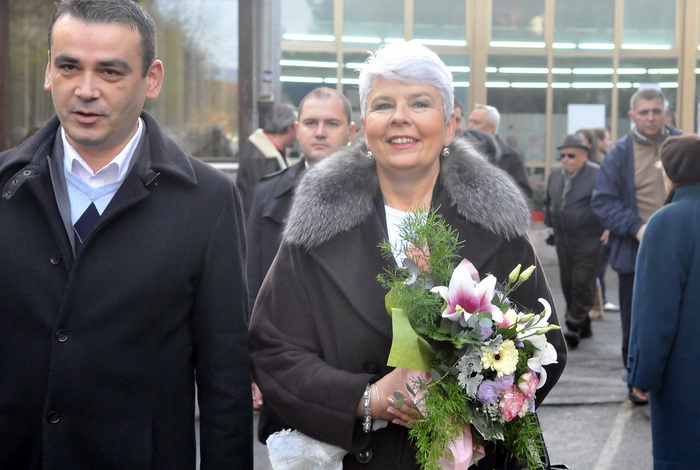 Zagreb, 041211.
Parlamentarni izbori 2011.
Izborno mjesto OS A. G. Matos. 
Na slici: Premijerka Jadranka Kosor glasala je u 9 sati.
Foto: Bruno Konjevic / CROPIX
