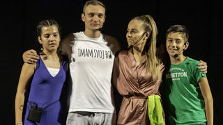 Gesta na Kapetanskom: Premijera predstave Pila naopako