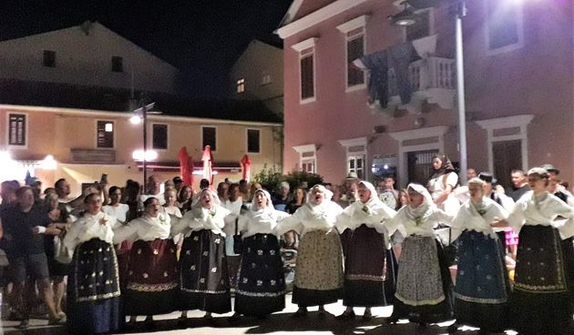 Biograd na Moru, bećarac