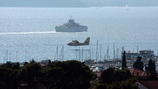 Požar na Plovaniji (foto: Marin Gospić) Požar na Plovaniji (foto: Marin Gospić)