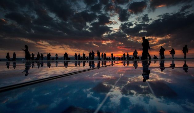 Čarobni zalazak sunca na zadarskoj rivi