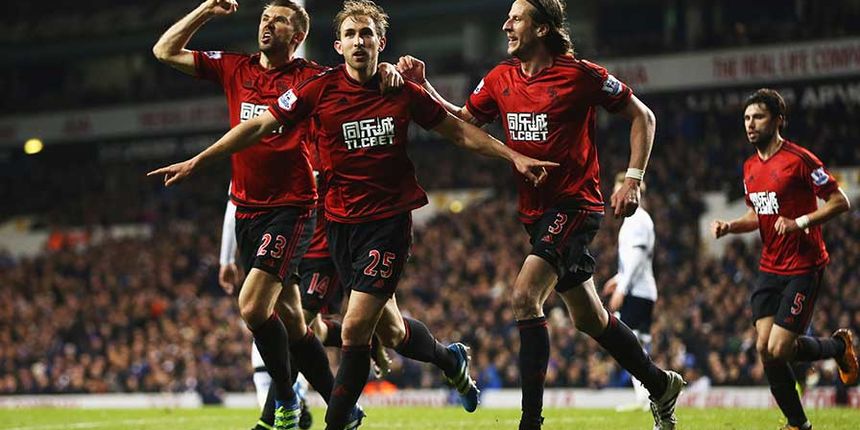 Slavlje igrača WBA, foto: premierleague.com Slavlje igrača WBA, foto: premierleague.com