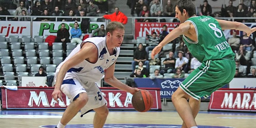Hrvoje Perić, KK Zadar – KK Benetton Basket (76 : 84) Hrvoje Perić, KK Zadar – KK Benetton Basket (76 : 84)
