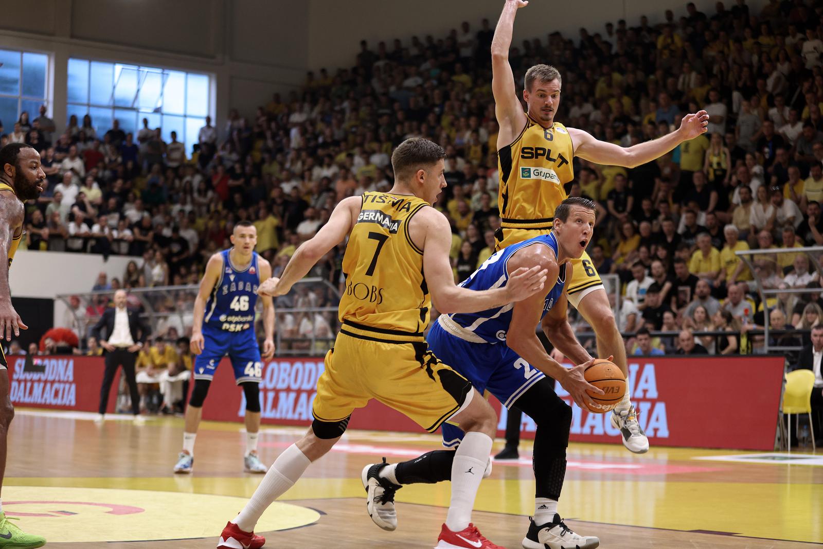 Favbet Premijer liga, finale doigravanja, 3. utakmica: KK Split – KK Zadar 87-77 Favbet Premijer liga, finale doigravanja, 3. utakmica: KK Split – KK Zadar 87-77