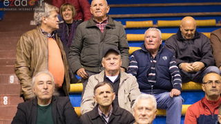 Fešta u povodu 80. rođendana Pina Giergie: Vetarani KK Zadar – Veterani KK Olimpija Fešta u povodu 80. rođendana Pina Giergie: Vetarani KK Zadar – Veterani KK Olimpija