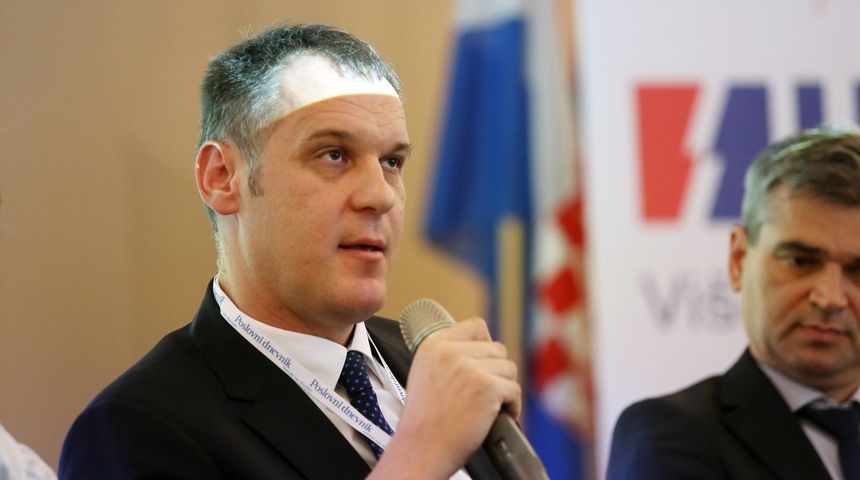 Damir Skugor Damir Skugor