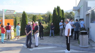 Bibinjci gradišćanskim Hrvatima darovali 1.82 metara visok kip sv. Roka Bibinjci gradišćanskim Hrvatima darovali 1.82 metara visok kip sv. Roka