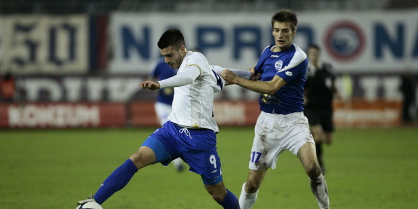 Split, 031112.
Stadion Poljud.
Susret 14. kola MAX tv Prve HNL izmedju NK Hajduk i NK Zadar.
Na fotografiji: Anton Maglica i Igor Banovic.
Foto: Vladimir Dugandzic / CROPIX