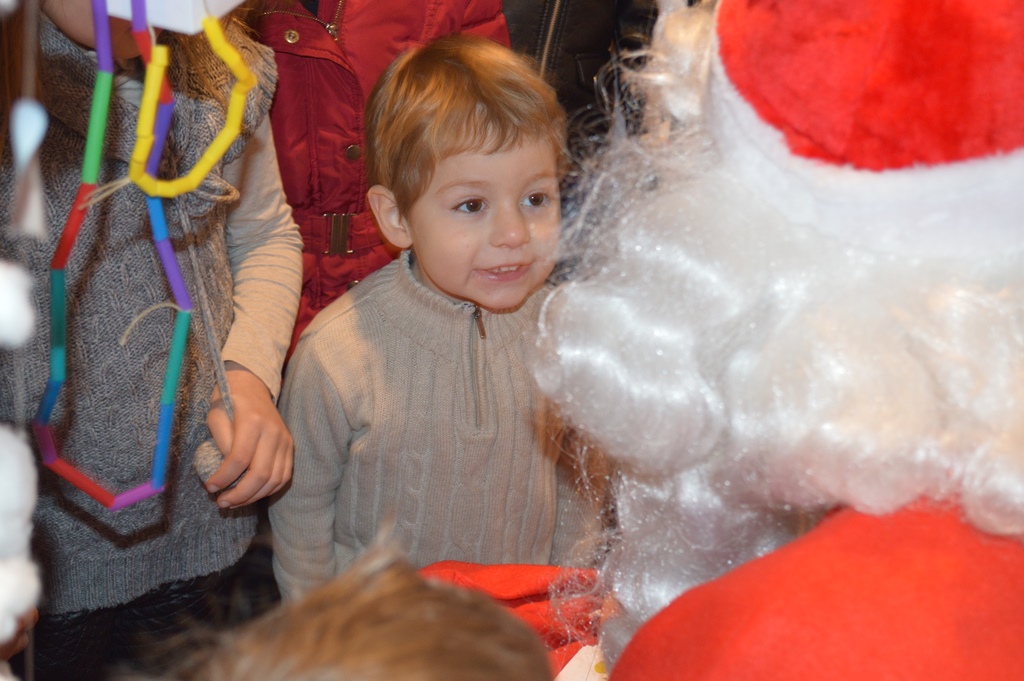 Djed Božićnjak iz Laponije stigao na Forum- poštom!