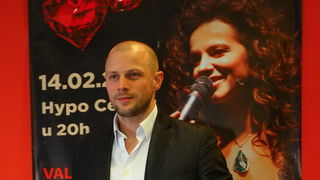 Valentinovo Fever glazbenice Marije Husar za pamćenje! Slavlje ljubavi uveličali su i Maya Sar, Vanda Winter, Sementa Rajhard, Damir Kedžo, dok su u ljubavnim čarima uživali gradonačelnik Milan Bandić, Martina Tomčić i Ivana Husar, glumac Vedran Komeričk Valentinovo Fever glazbenice Marije Husar za pamćenje! Slavlje ljubavi uveličali su i Maya Sar, Vanda Winter, Sementa Rajhard, Damir Kedžo, dok su u ljubavnim čarima uživali gradonačelnik Milan Bandić, Martina Tomčić i Ivana Husar, glumac Vedran Komeričk
