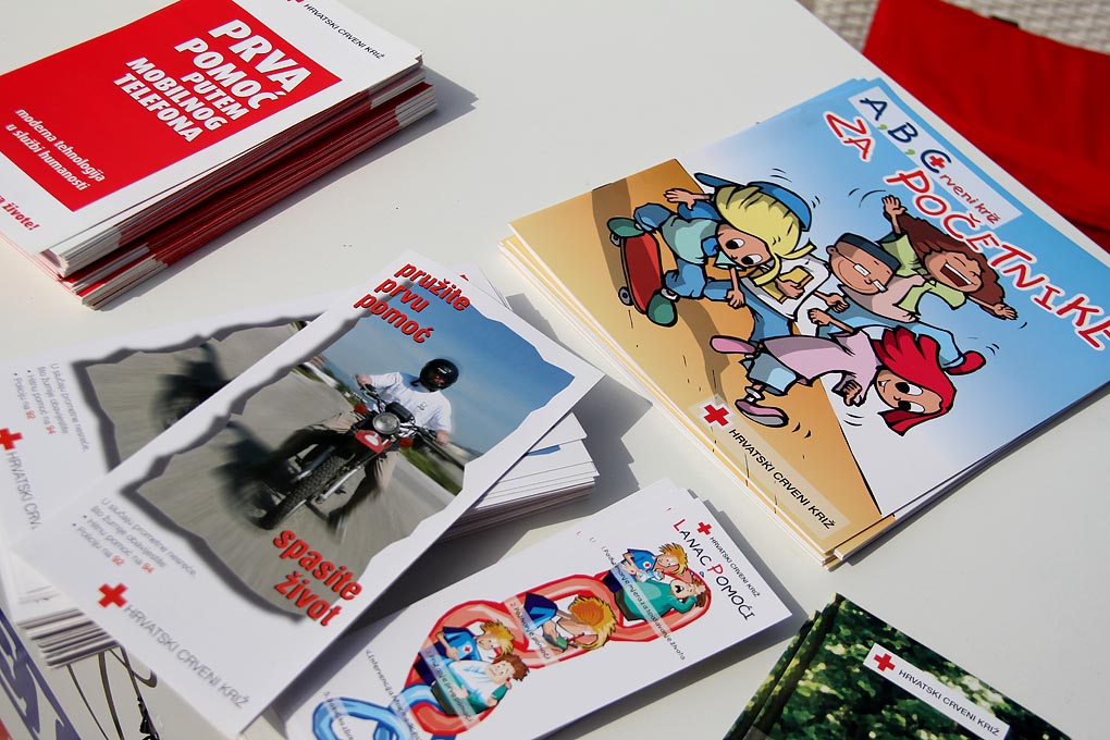 Nacionalna društva Crvenog križa diljem svijeta, potaknuta inicijativom Međunarodne federacije društava Crvenog križa i Crvenog polumjeseca (IFRC), obilježila su i ove godine Svjetski dan prve pomoći. Ovo je bila još jedna prilika da se ukaže na važnost p Nacionalna društva Crvenog križa diljem svijeta, potaknuta inicijativom Međunarodne federacije društava Crvenog križa i Crvenog polumjeseca (IFRC), obilježila su i ove godine Svjetski dan prve pomoći. Ovo je bila još jedna prilika da se ukaže na važnost p