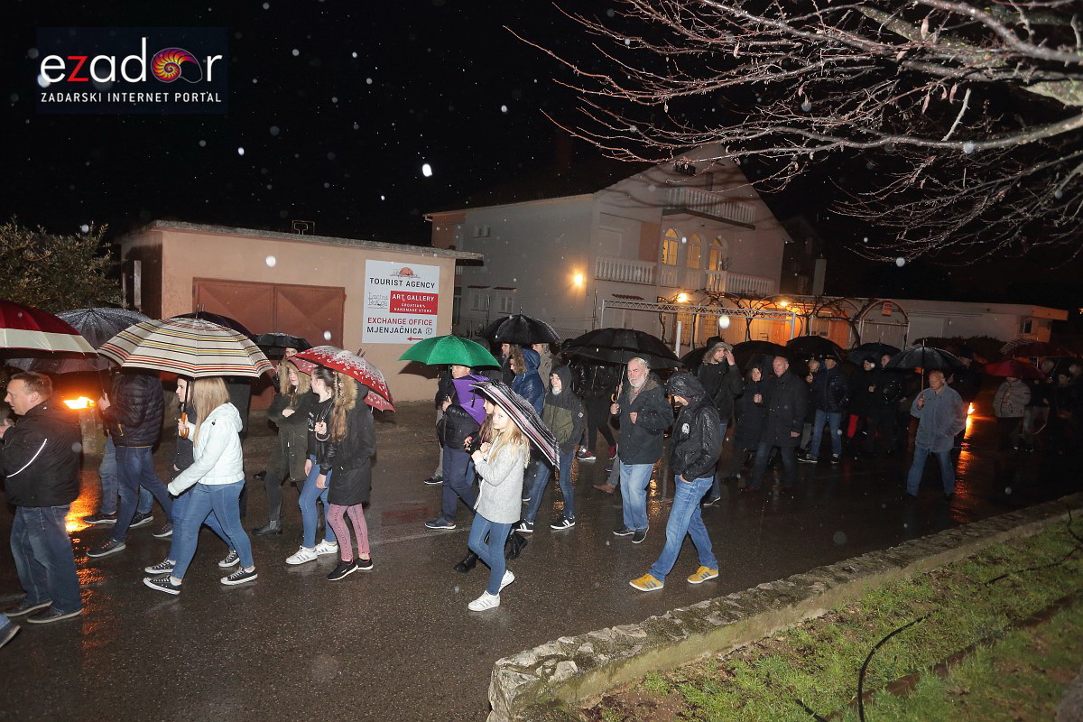 Bibinje: Tradicionalna procesija s Križem na Veliki Petak