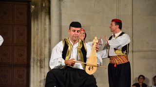 Nastup ansambla Lado ispred crkve sv. Marije ; foto Iva Perinčić Nastup ansambla Lado ispred crkve sv. Marije ; foto Iva Perinčić