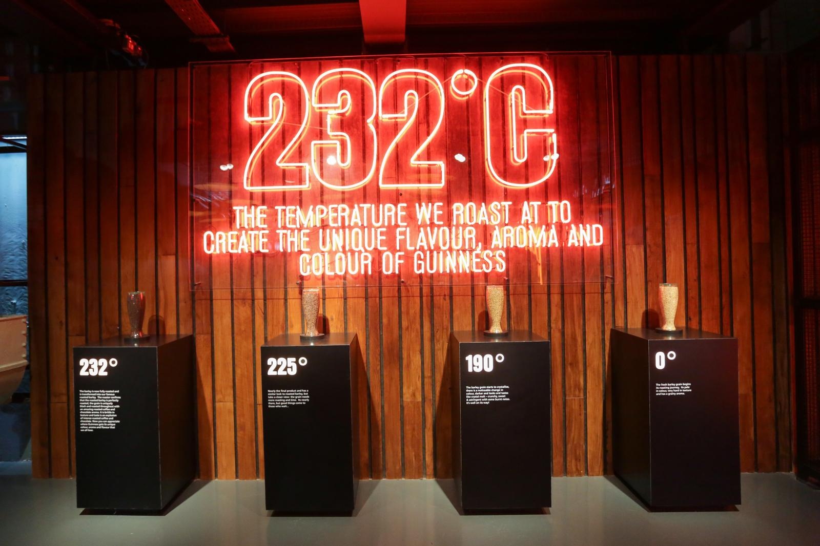 Dublin: Guinness Storehouse jedna je od najposjećenijih turističkih atrakcija Dublin: Guinness Storehouse jedna je od najposjećenijih turističkih atrakcija