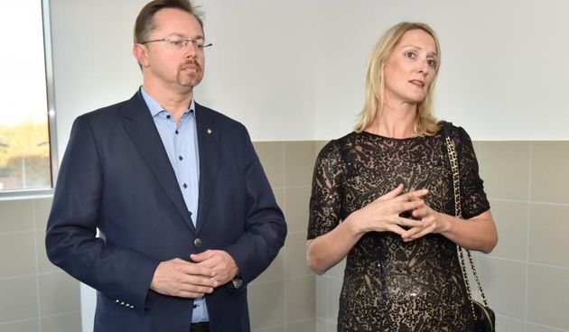 Ministar zdravstva obišao Opću bolnicu Zadar i zgradu poliklinike. Siniša Varga i Andrijana Bedalov. Foto: Dino Stanin/PIXSELL