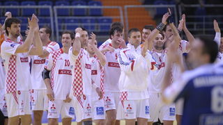 Vrsac, 160112.
Europsko prvenstvo u rukometu u Srbiji.
Prvo kolo, utakmica izmedju Hrvatske i Islanda.
Na slici: slavlje hrvatskih igraca.
Foto: Drazen Aleksic / CROPIX Vrsac, 160112.
Europsko prvenstvo u rukometu u Srbiji.
Prvo kolo, utakmica izmedju Hrvatske i Islanda.
Na slici: slavlje hrvatskih igraca.
Foto: Drazen Aleksic / CROPIX