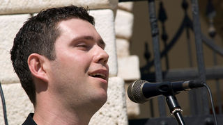 Klapa Kadena na Narodnom trgu, 12. travnja 2009.