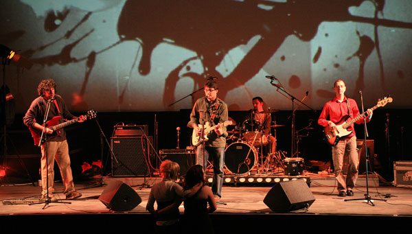 Minival, 28. ožujka