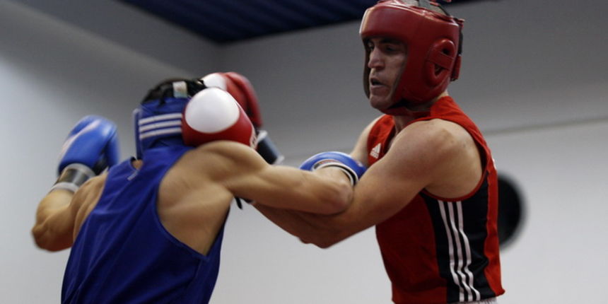 Zadar, 191110
Boksacka priredba u dvorani na Visnjiku gdje se nalazi Boksacki klub Diabolik. Odrzan je niz boksackih meceva. Turnir organizira BK Diabolik a to je njegov dar gradu Zadru povodom Blagdana Svetog Krsevana, njegovog zastitnika. Vec dugi niz g