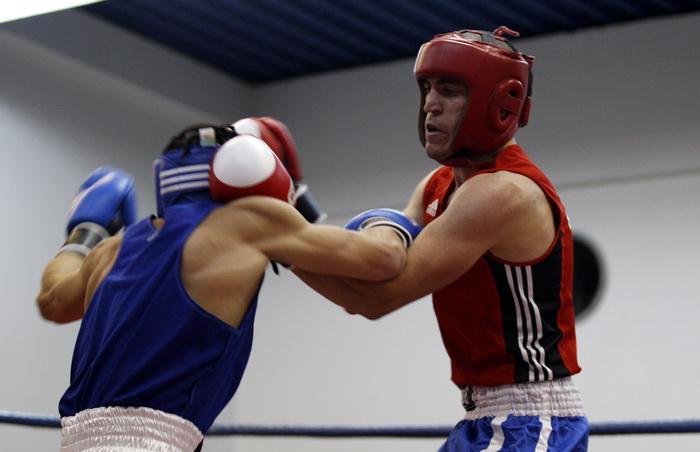 Zadar, 191110
Boksacka priredba u dvorani na Visnjiku gdje se nalazi Boksacki klub Diabolik. Odrzan je niz boksackih meceva. Turnir organizira BK Diabolik a to je njegov dar gradu Zadru povodom Blagdana Svetog Krsevana, njegovog zastitnika. Vec dugi niz g
