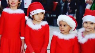 Novalja: Manifestacija “Naš otok pjeva pleše i svira”