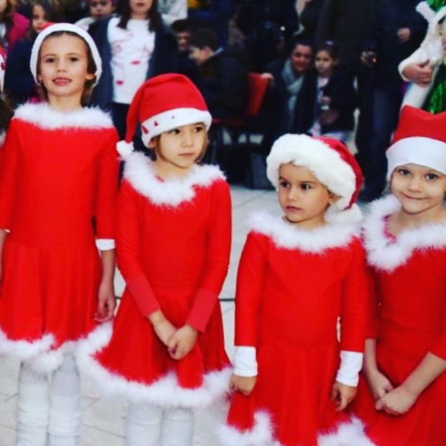 Novalja: Manifestacija “Naš otok pjeva pleše i svira”