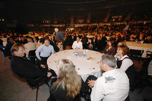 Festival zabavne glazbe Zadar 2010 (foto: Saša Čuka) Festival zabavne glazbe Zadar 2010 (foto: Saša Čuka)