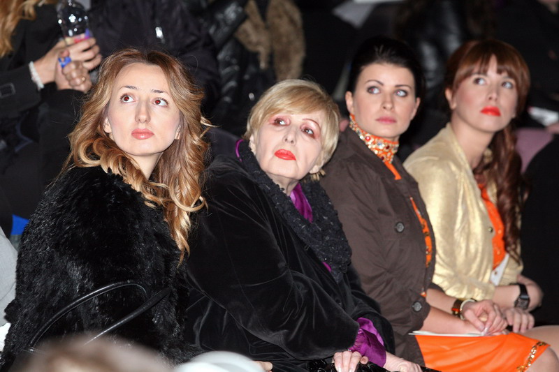 Image 1010867 (auto) Image 1010867 (auto)