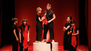 Igrajmo se: Zabranjeno mlađima od 15 strana A