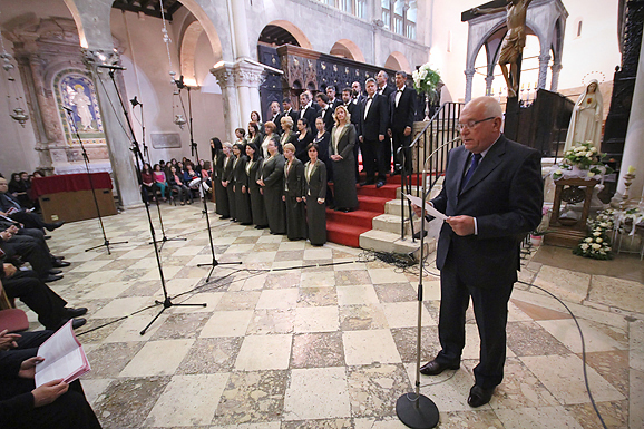Otvorenje Međunarodnog natjecanja pjevačkih zborova (foto:Saša Čuka) Otvorenje Međunarodnog natjecanja pjevačkih zborova (foto:Saša Čuka)