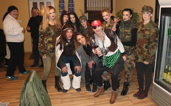 Virski karneval & maškare: Plesna maškarana fešta uz Jasmina Stavrosa