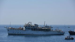 Premantura: Admiralski brod Vis potopljen kako bi postao ronilačka atrakcija. Photo: Duško Marušić/PIXSELL