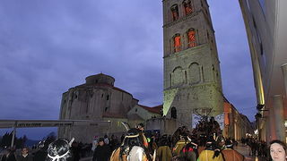 Karneval 2012: Pleme “Crna jama” iz rezervata Stanovi Karneval 2012: Pleme “Crna jama” iz rezervata Stanovi