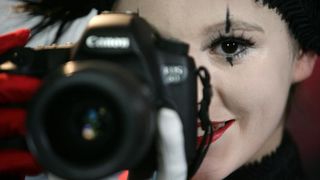 U Hypo centru održan je Canon Summer Party, a posjetitelji su imali priliku isprobati nove modele Canon foto aparata i dodatne opreme U Hypo centru održan je Canon Summer Party, a posjetitelji su imali priliku isprobati nove modele Canon foto aparata i dodatne opreme