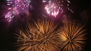 SUKOSAN, 13.08.2007. Trke tovarov, Noc svicarenja, klape Zapivajmo Kasijanu, vatromet