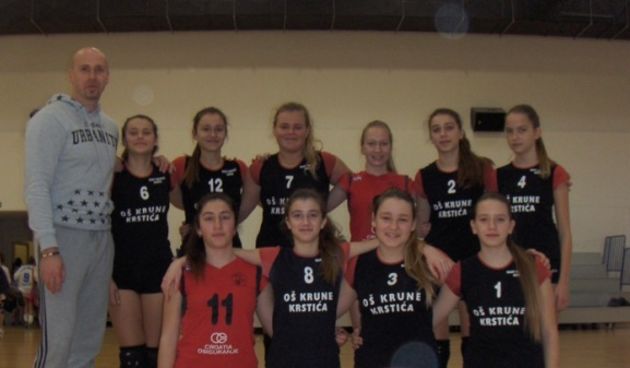OŠ Krune Krstića, odbojka