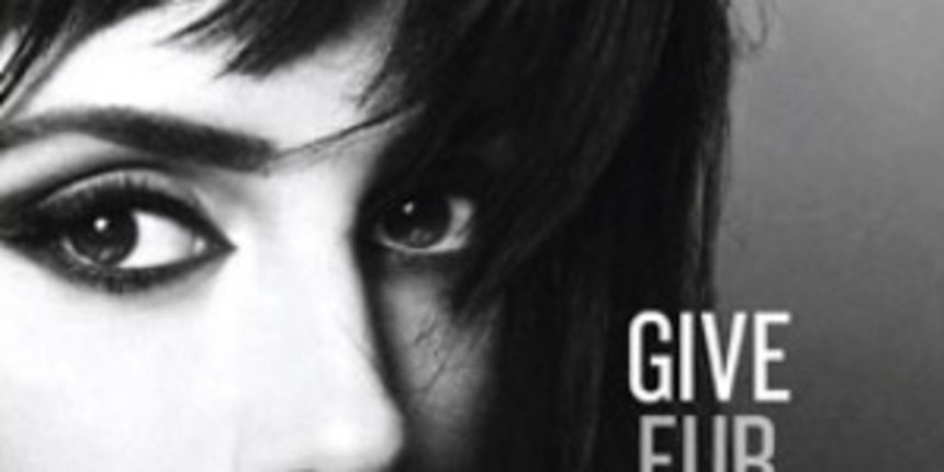 Penelope Cruz skinula se za PETA-u