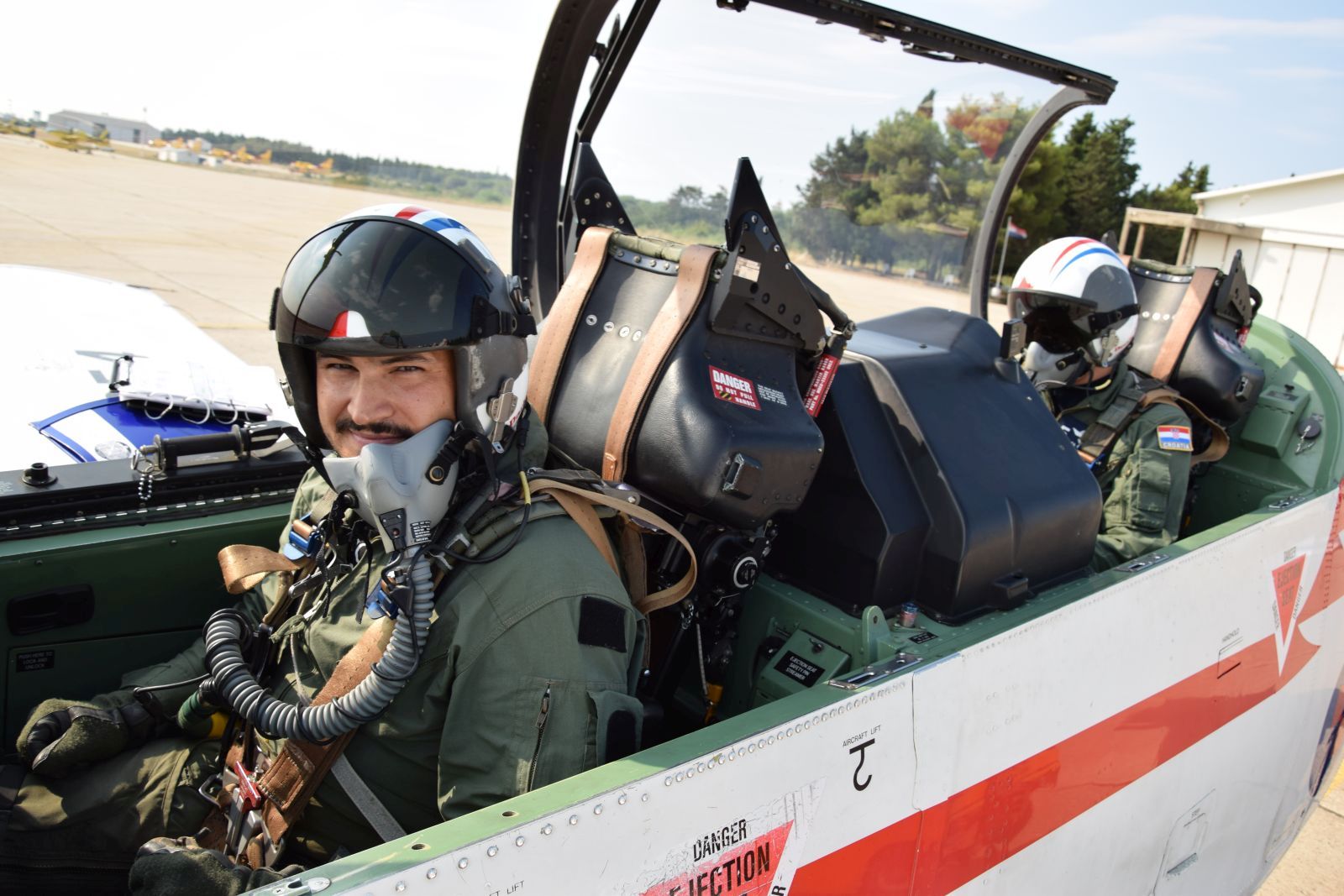 U Zemuniku završne pripreme zračnih snaga za nastup u kninu U Zemuniku završne pripreme zračnih snaga za nastup u kninu