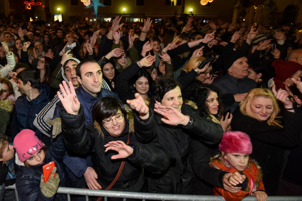 Spektakularni doček Nove 2017. godine na zadarskom Popuotoku Spektakularni doček Nove 2017. godine na zadarskom Popuotoku