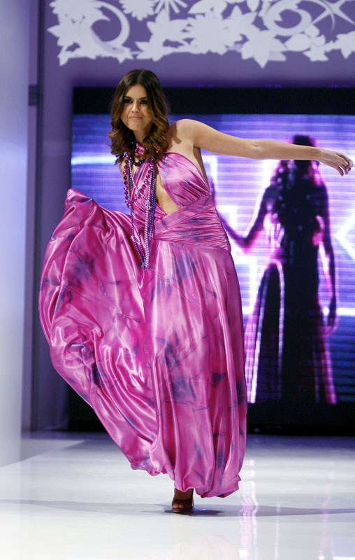 Zagreb, 260309.
Muzej Mimara.
Modna revija novih Rexoninih mirisnih kolekcija.
Rexona event dizajnera Ivice Skoke prikazali su modnu reviju inspiriranu mirisima koje su nosile izmedju ostalih i Vedrana Linardic, Anita Dujic, Nives Vincic, a voditelji Zagreb, 260309.
Muzej Mimara.
Modna revija novih Rexoninih mirisnih kolekcija.
Rexona event dizajnera Ivice Skoke prikazali su modnu reviju inspiriranu mirisima koje su nosile izmedju ostalih i Vedrana Linardic, Anita Dujic, Nives Vincic, a voditelji