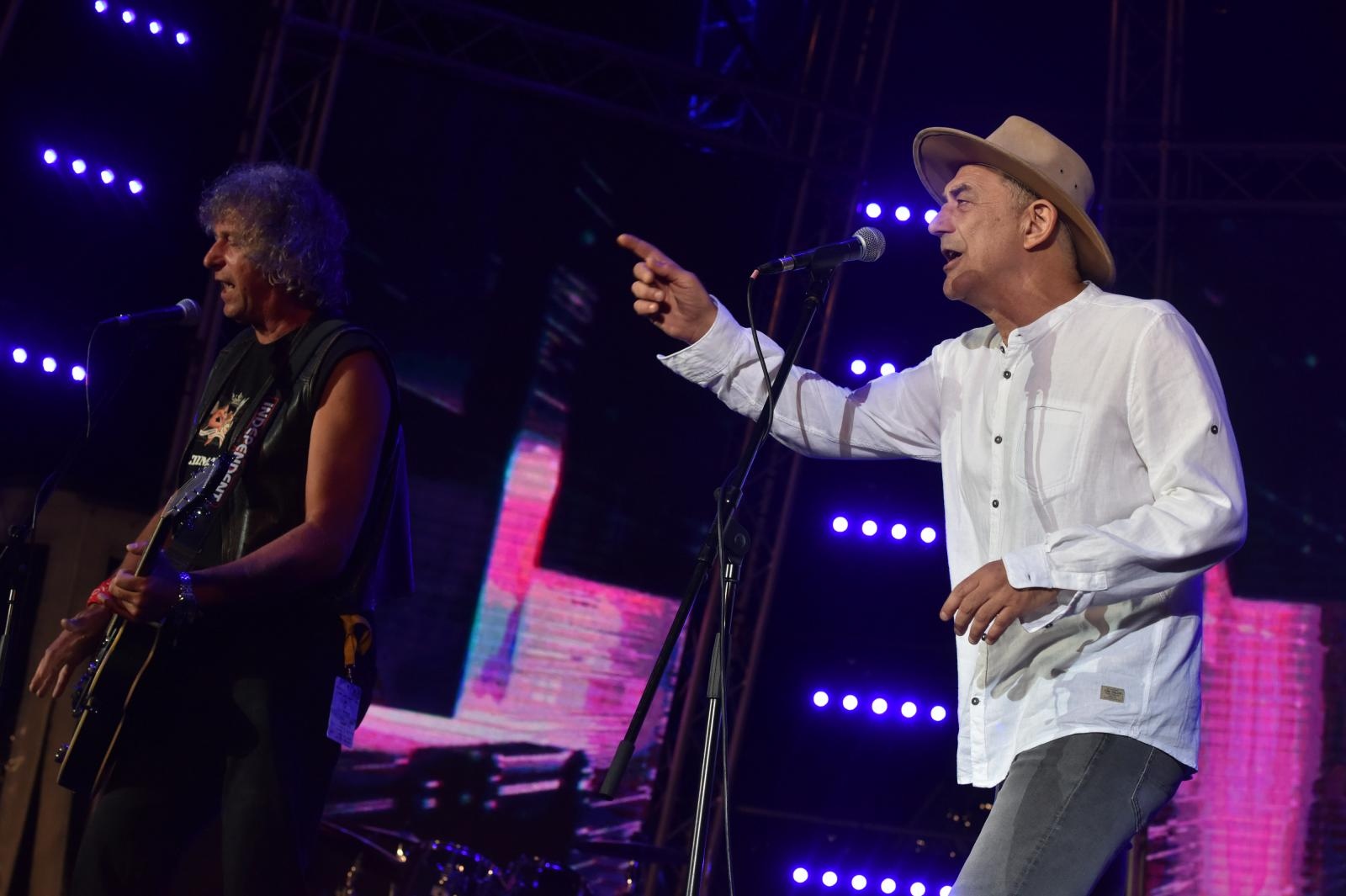 Brojni izvođači nastupili na drugoj večeri CMC Festivala 2018. u Vodicama Brojni izvođači nastupili na drugoj večeri CMC Festivala 2018. u Vodicama